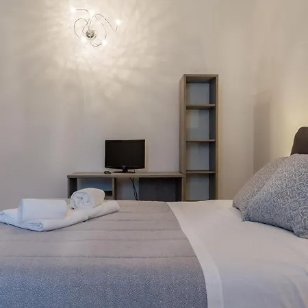 Marco In Centro Citta Apartment *